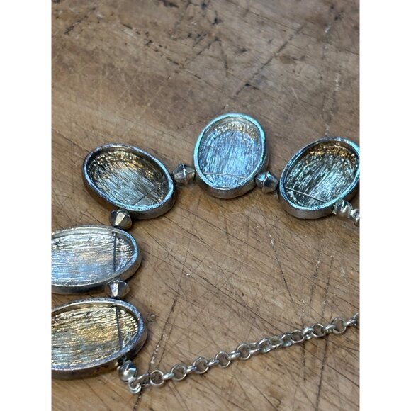 Silver-Tone Oval Pendant Necklace With Textured Design On Chain - Picture 8 of 8